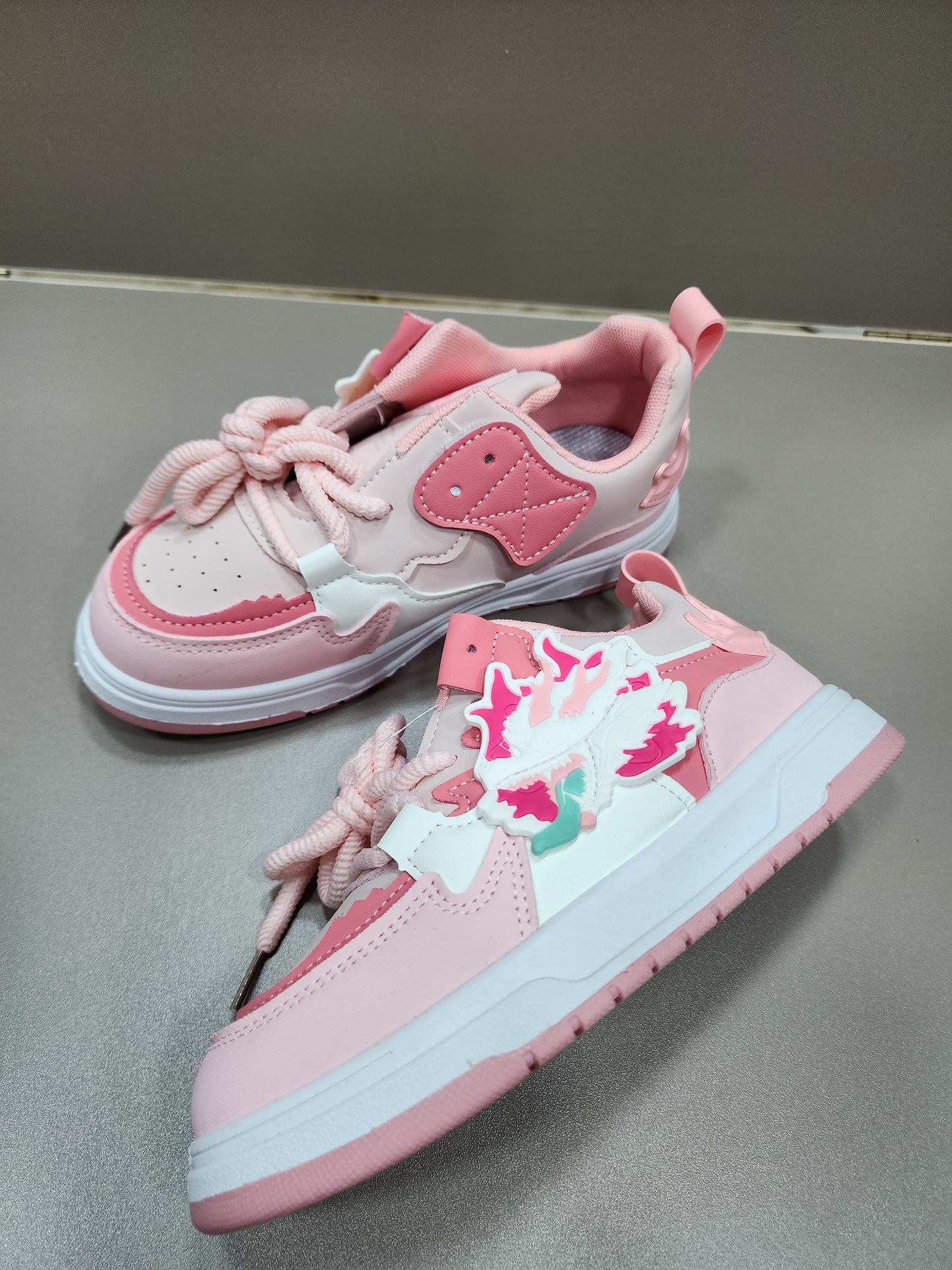 Sneakers for girls (Runs small pick 2 sizes up)