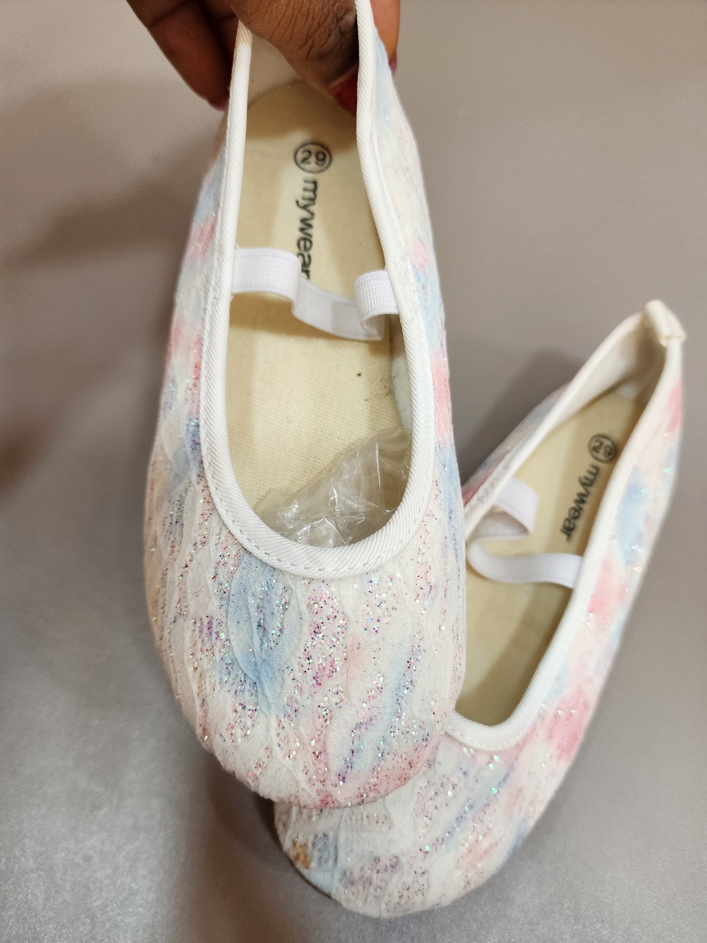 Stock flat shoes(white/blue/pink) stripes.