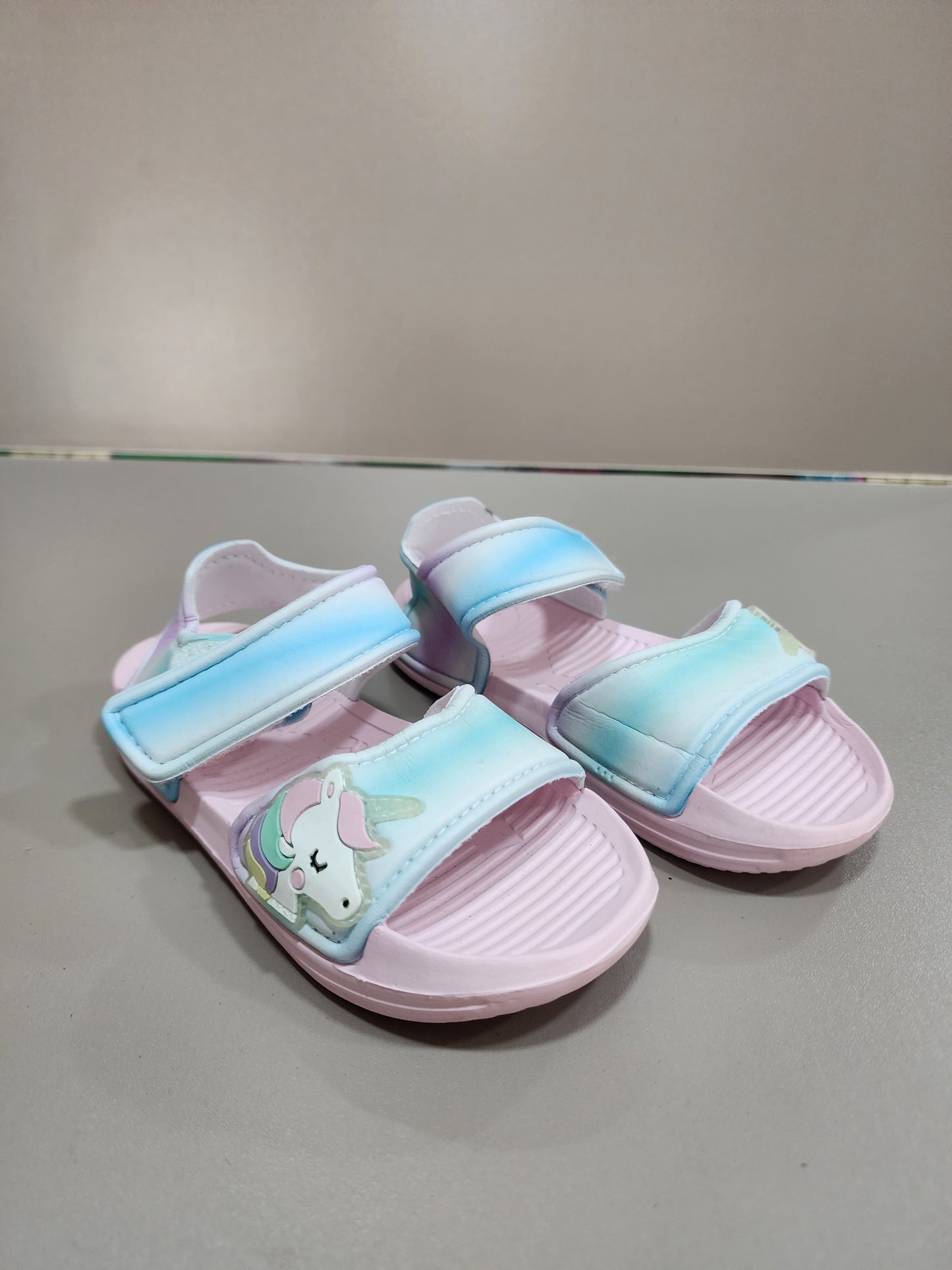 Girls sandal