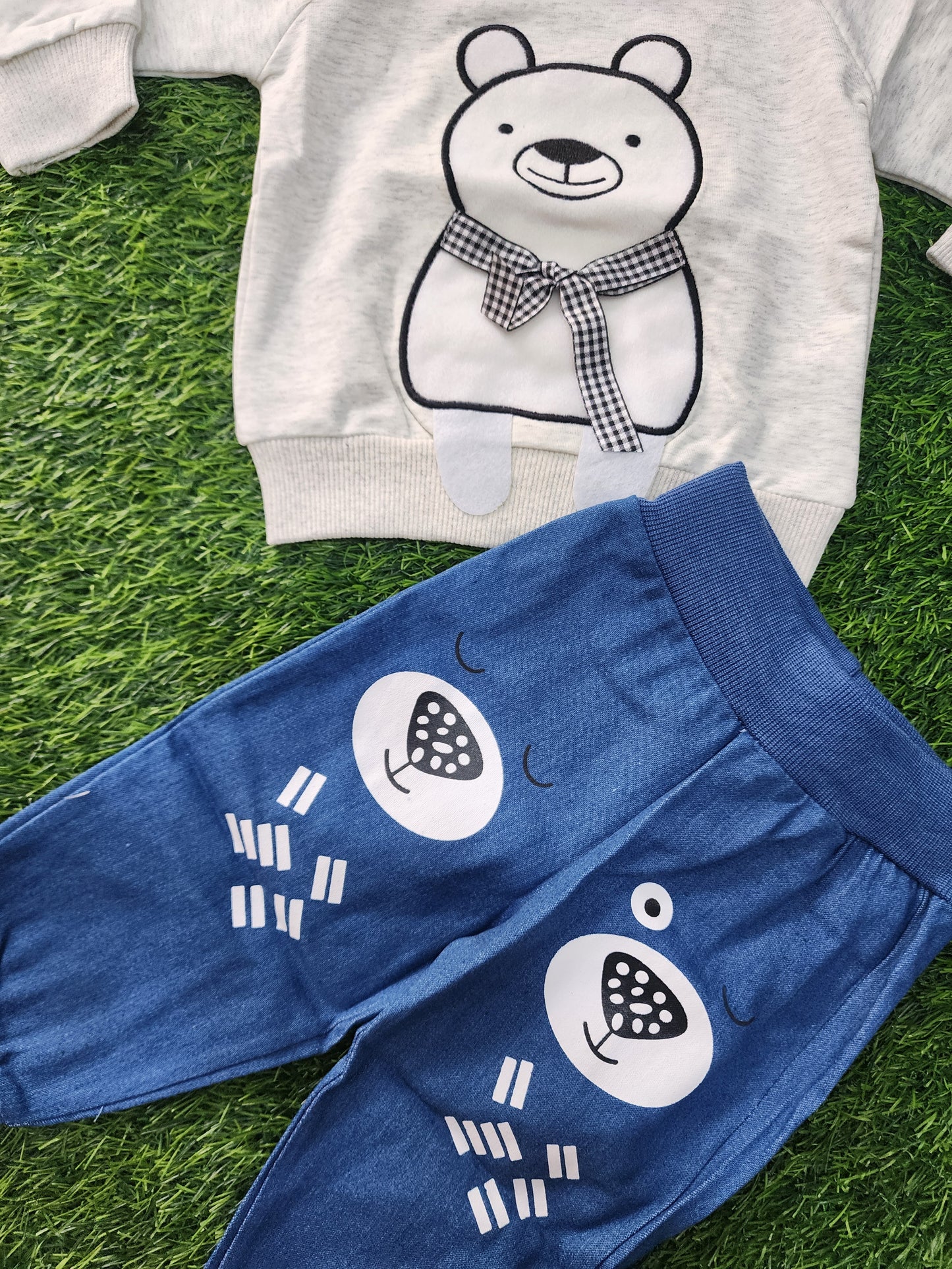 Boys 2 piece set ( pick next size)❤️