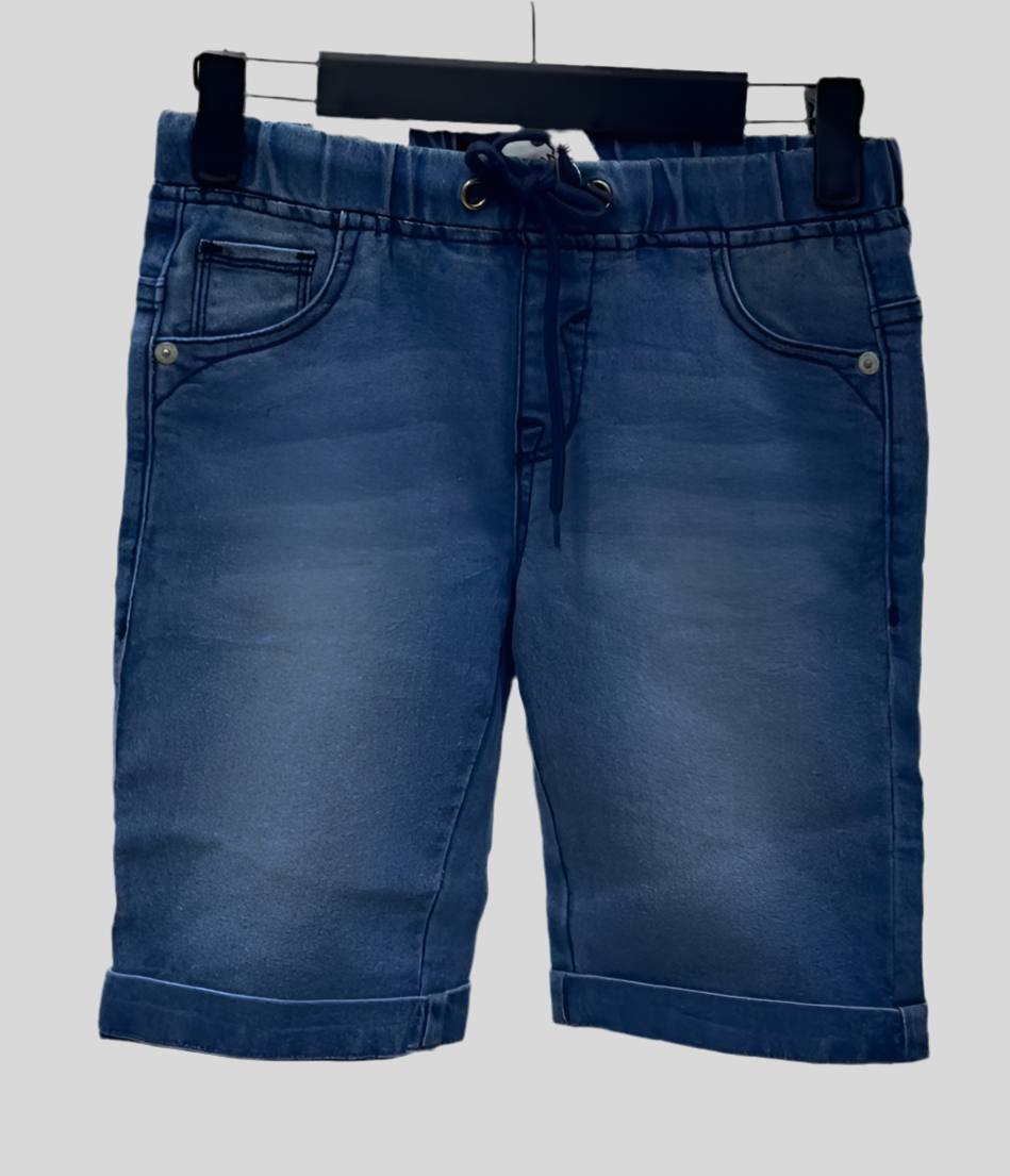 Boys short jean (run small)