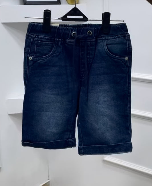 Boys short jean (run small)