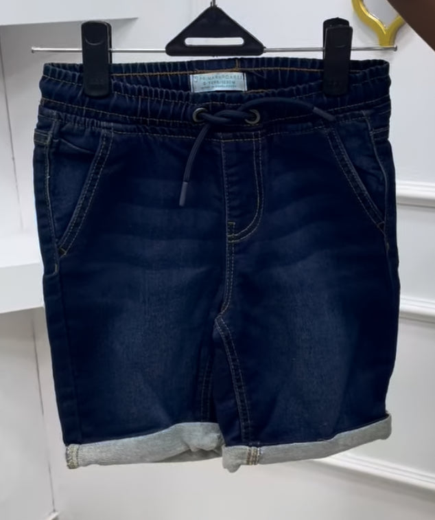 Boys short jean (run small)