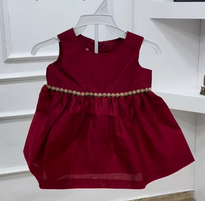 Girls gown (runs small)