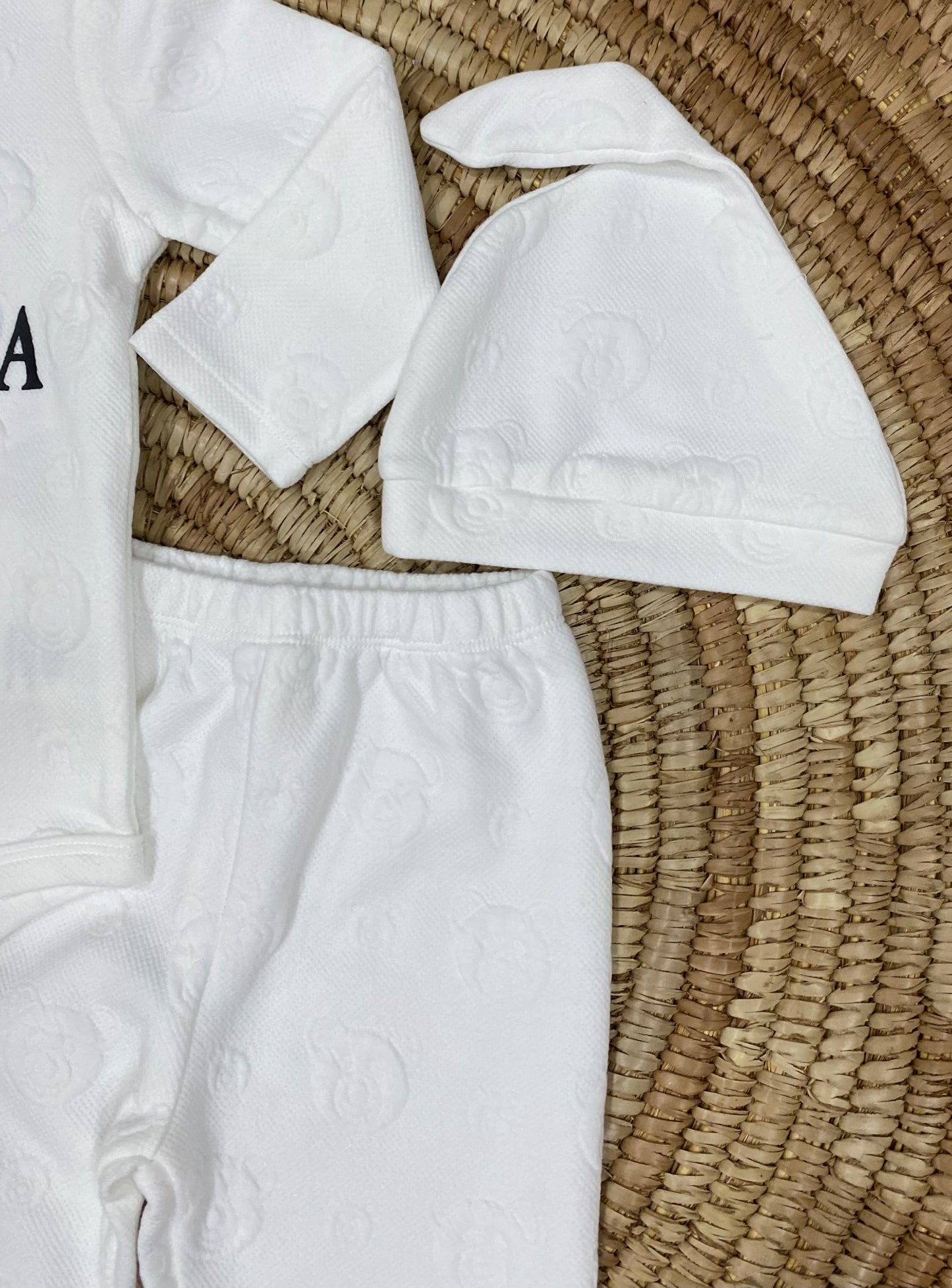 Boys 2 piece set(Pick Next Size)❤️