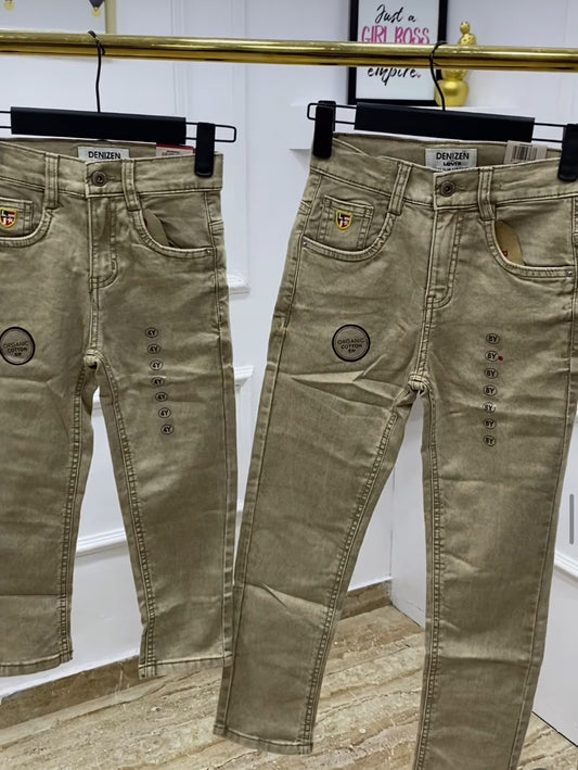 Boys Solid Jean (for chubby kid pick a size higher)