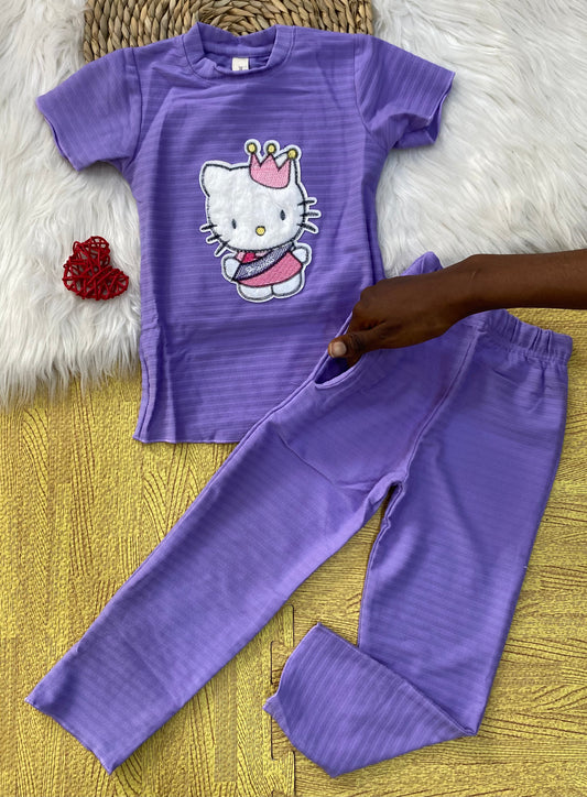 Girls 2pieces set (YOGI BEAR) Runs small