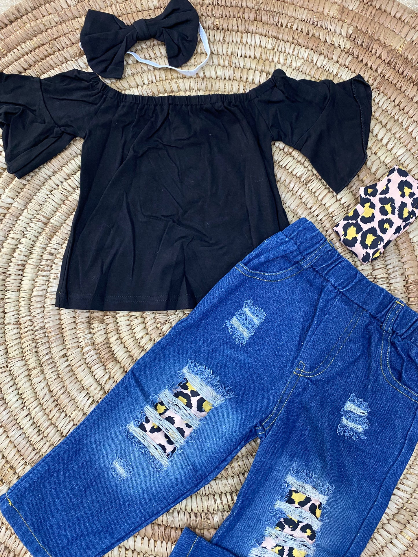 Girls 2 piece set(Pick Next Size)