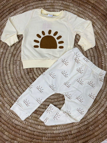 Boys 2 piece set(Pick Next Size)❤️