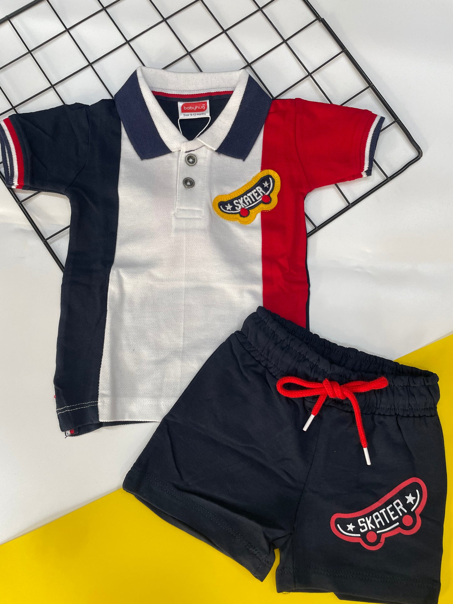 Boys 2 piece set (babyhug)runs small pick 2 sizes higher